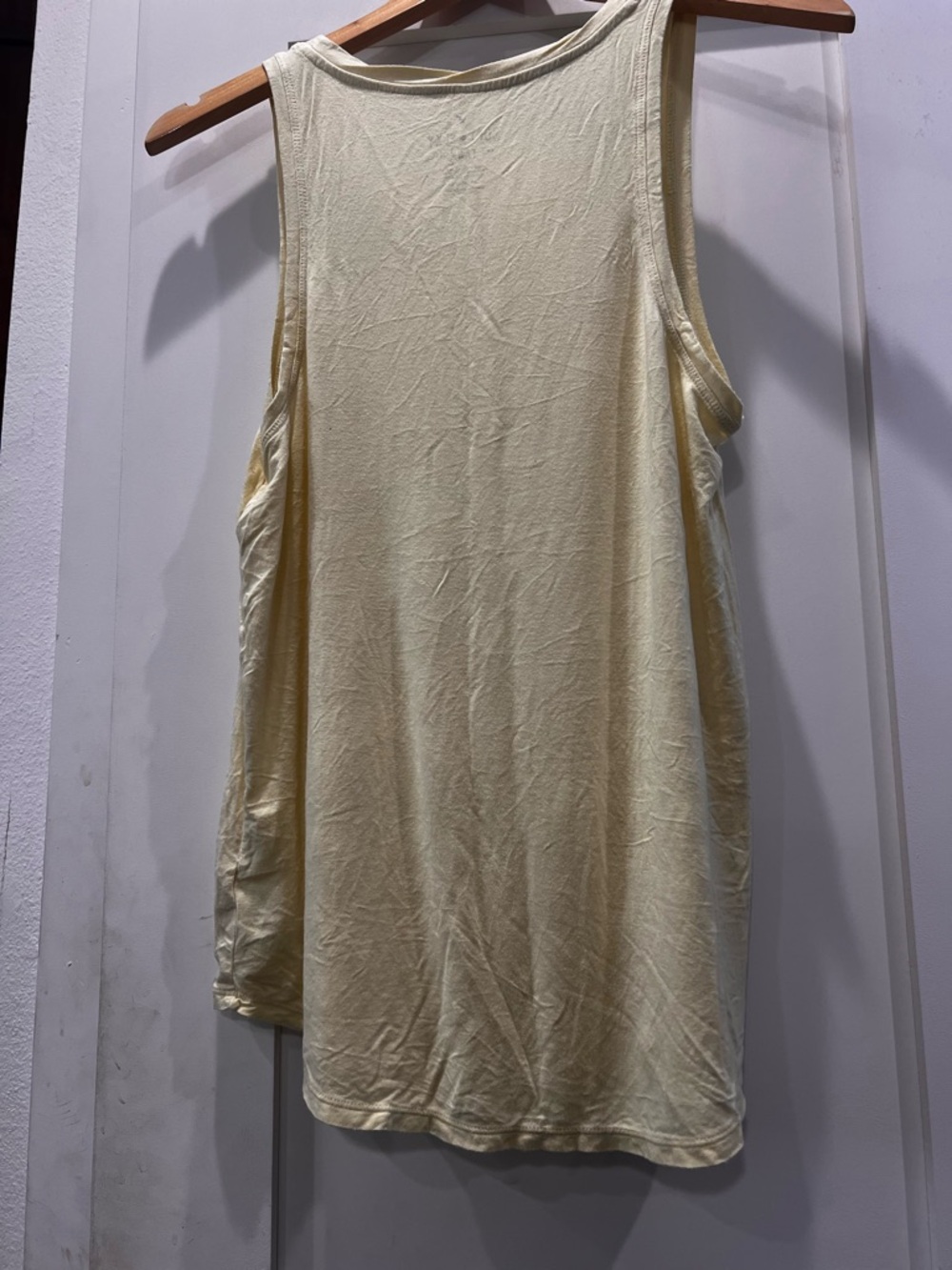 American Eagle Outfitters Soft & Sexy Light Cream Scoop Tank - Picture 2 of 6